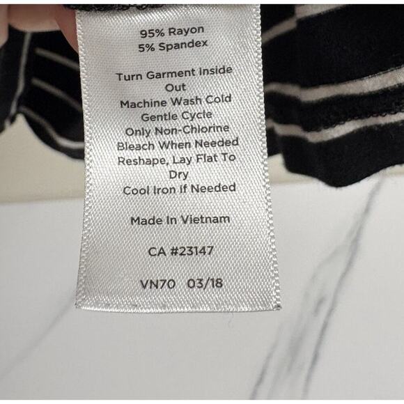 Talbots Stripe Top L Black White Stretch 3/4 Sleeve - Picture 3 of 5